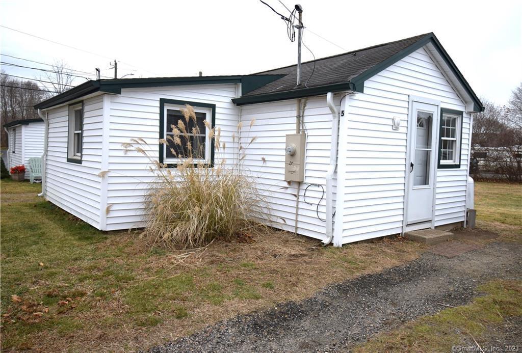 37 Dudley Ln Unit 5, Madison, CT 06443 Room for Rent in Madison, CT