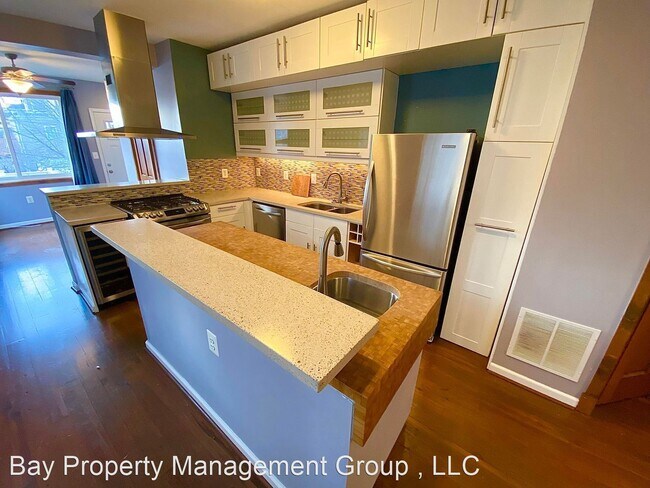 Building Photo - 2 br, 2.5 bath House - 1116 S Conkling St