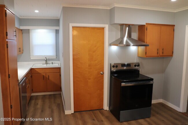 Foto del edificio - 712 W Lackawanna Ave