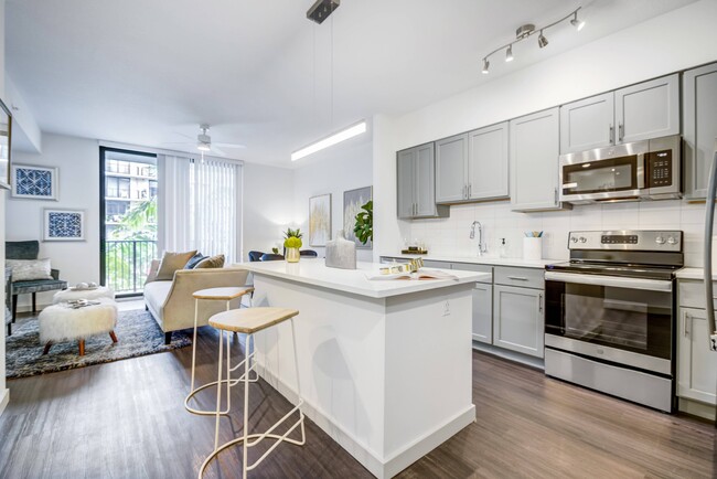 Apartment Kitchen - The Point at Palm Beach Gardens