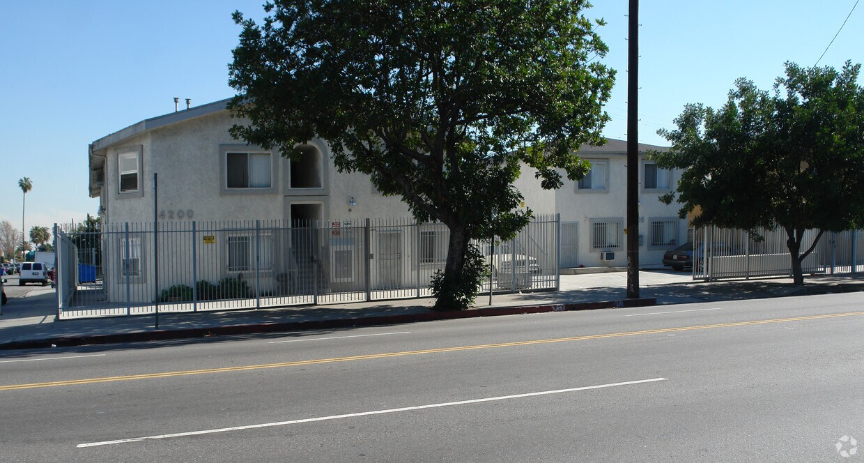 Building Photo - South View