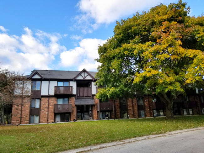 Building Photo - Cedar Grove Apartments