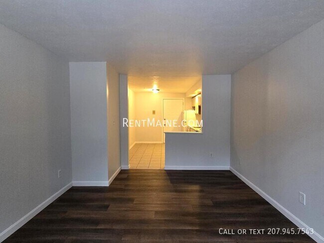 Foto del edificio - 20 Tall Pines Dr