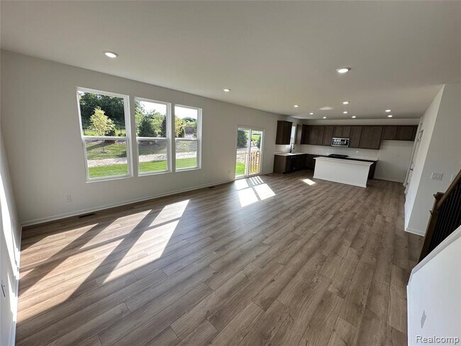 Foto del edificio - 59579 Schuss Gully Dr