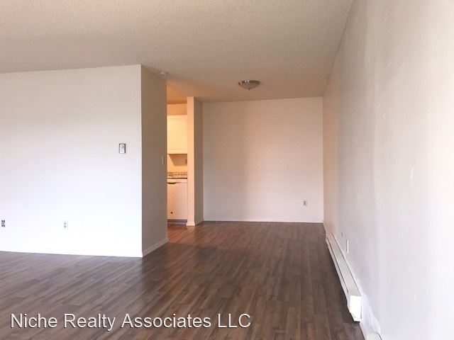 Building Photo - 2512 14th Ave S
