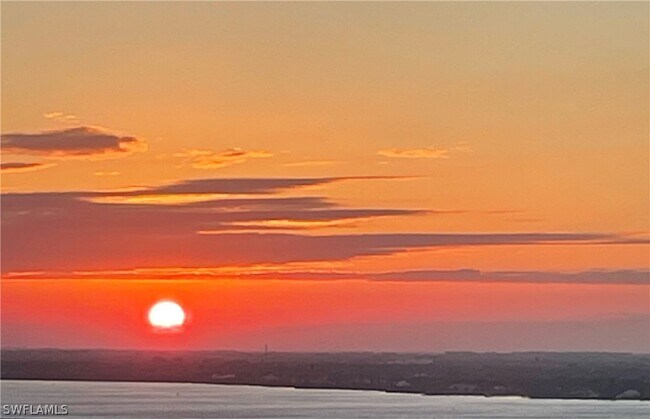 3000 Oasis Grand Blvd Unit 2403 - 4