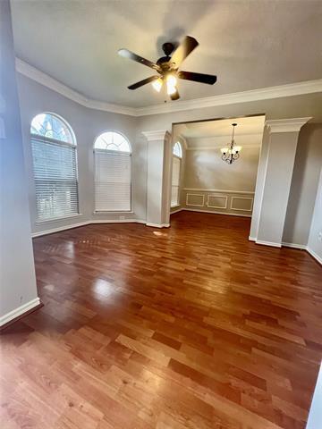 Foto del edificio - 1310 Sunderland Ct