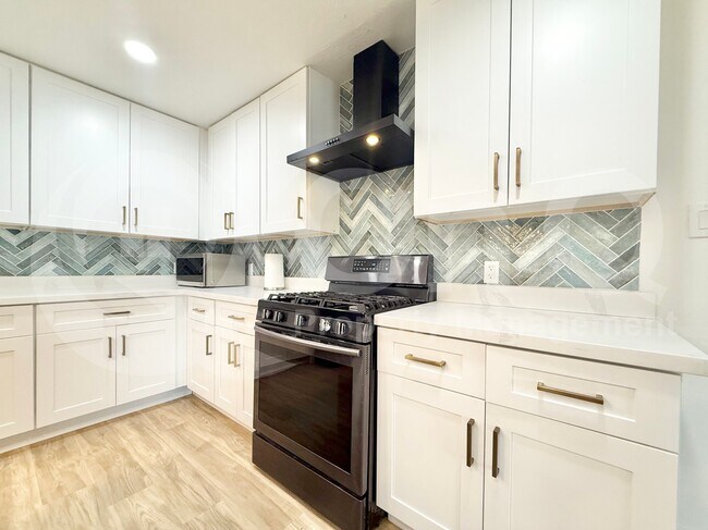 Foto del edificio - 1725 W Mitchell Dr