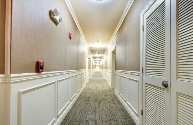 Foto del edificio - 5609 Jefferson St