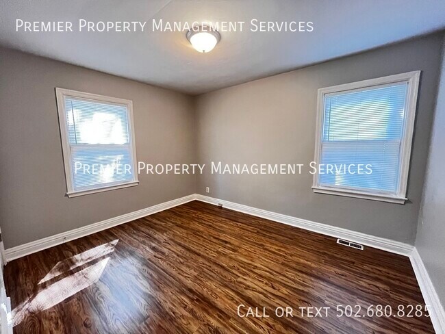 Foto del edificio - 1124 Carlisle Ave