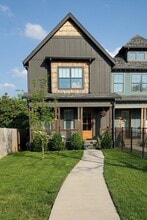 Building Photo - 630B Annex Ave