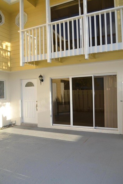 Foto del edificio - 176 Seabreeze Cir