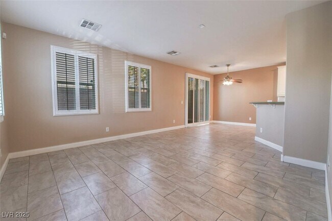 Foto del edificio - 9120 Ripple Ridge Ave