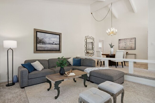 Building Photo - Single Level Luxury Home in Carmichael