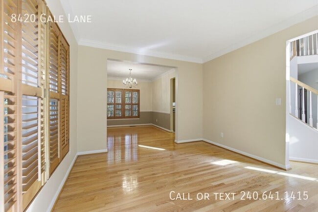 Foto del edificio - 8420 Gale Ln