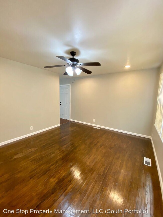 Foto del edificio - 3 br, 2 bath House - 8604 East 93rd Pl