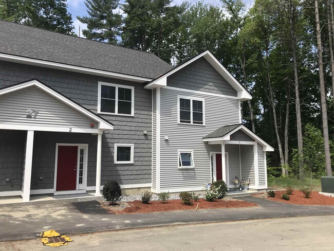 Building Photo - 27 E Ridge Dr