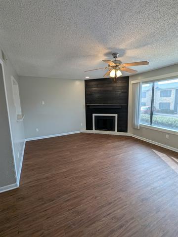 Foto del edificio - 514 E Belt Line Rd