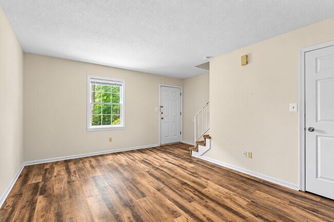 Building Photo - 4000 S Bend Dr