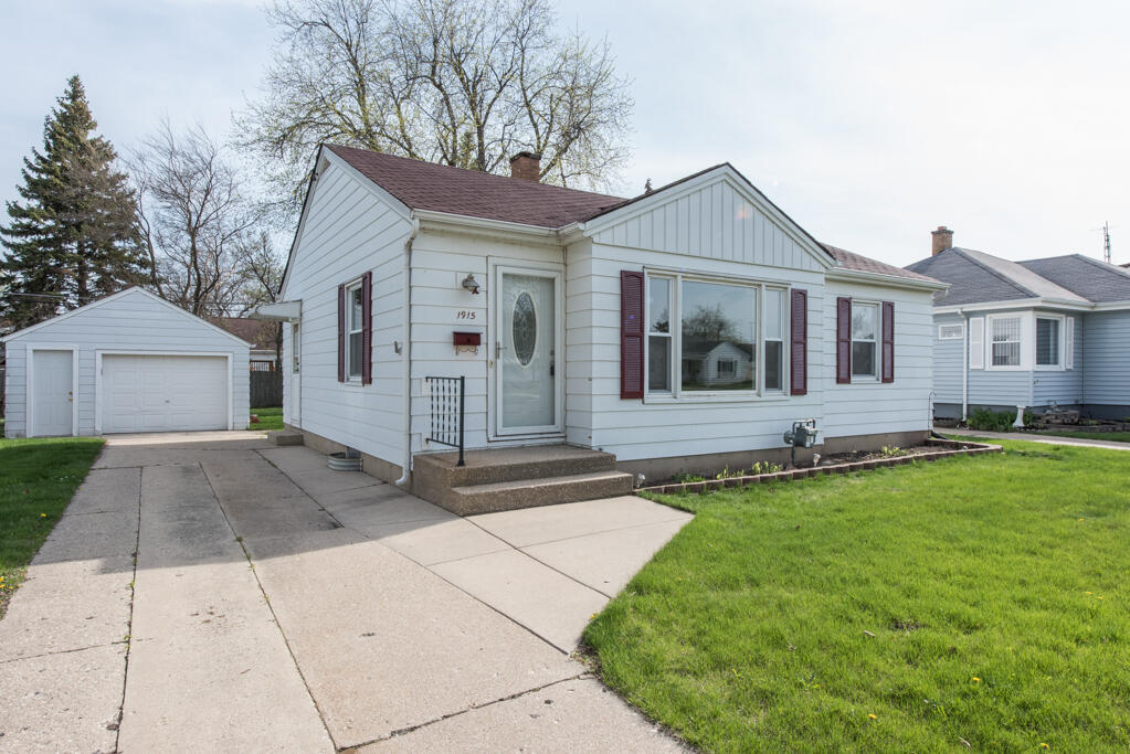 Foto principal - 1915 31st St