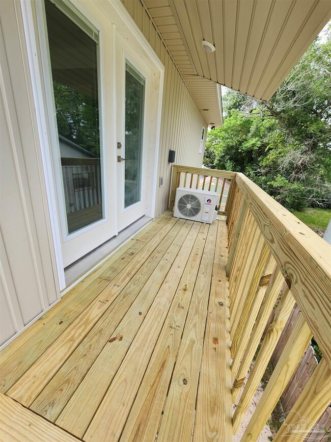 Building Photo - 3305 Bluewater Dr