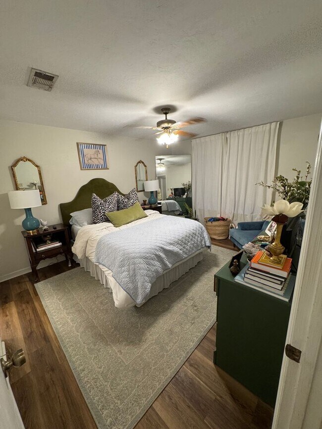 Foto del edificio - Family Friendly 2 Bedroom Duplex Available In Tallahassee NOW