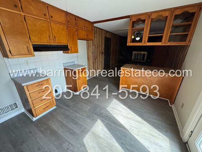 Building Photo - 221 Cheyenne Blvd