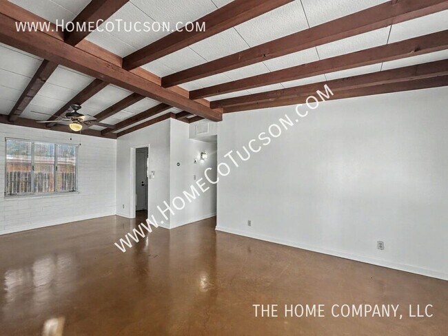 Foto del edificio - 1713 E Adelaide Dr