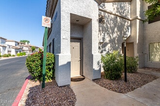 Building Photo - 3236 E Chandler Blvd