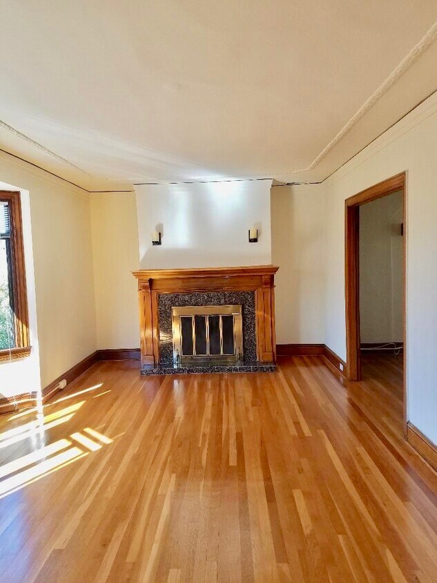 Foto principal - 3424 Scott St