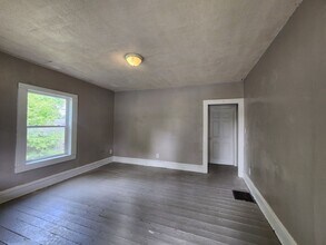 Building Photo - 517 N 14th St