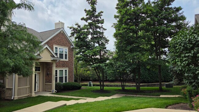 Foto del edificio - 2631 N Greenwood Ave