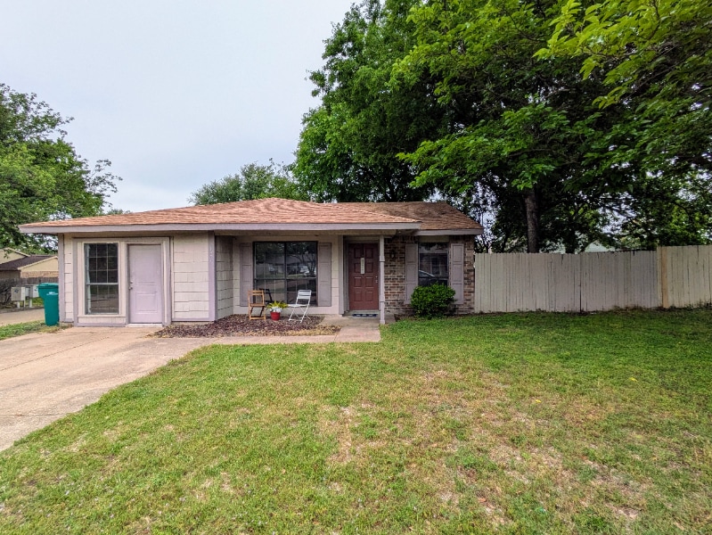 Photo - 408 Vincent St