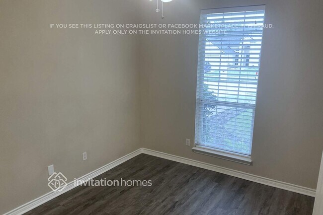 Building Photo - 2105 Nugent Dr