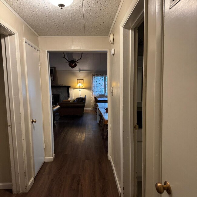 Building Photo - 42939 Fairy Ave