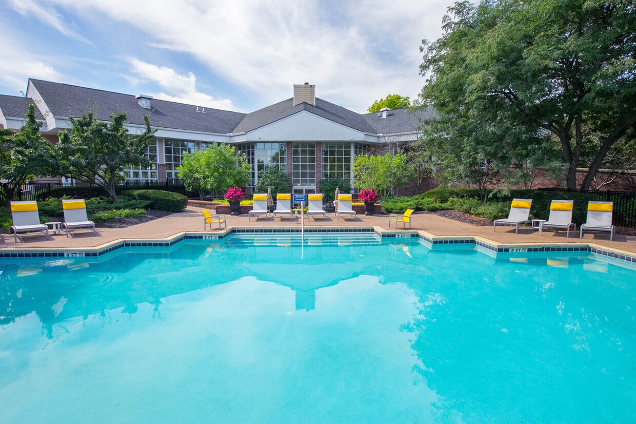 Saw Mill Village Apartments Apartments in Columbus, OH