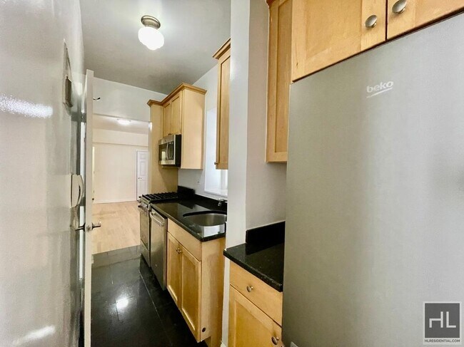 Building Photo - East 84th Street