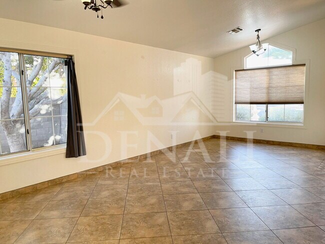 Building Photo - 9144 W Villa Rita Dr
