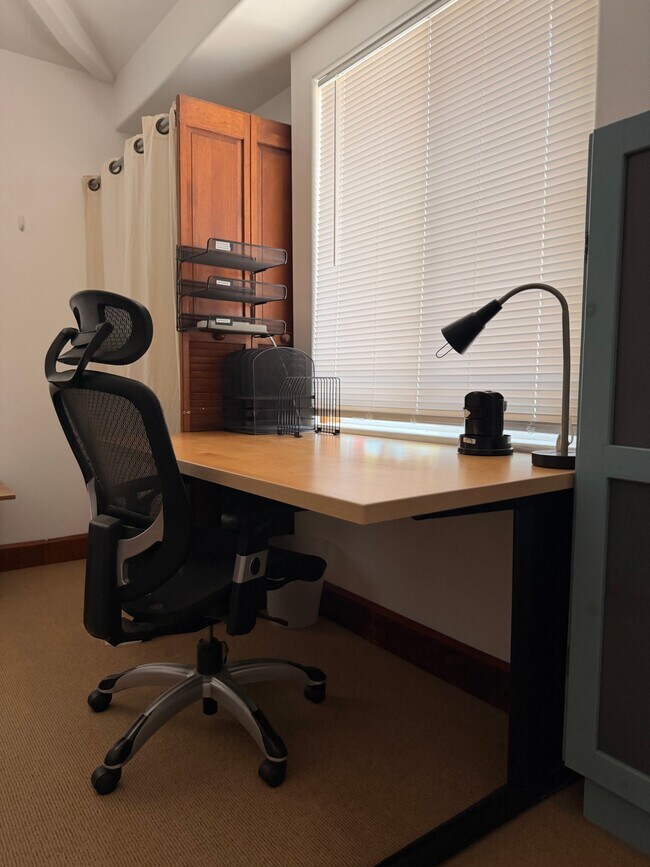 Foto del edificio - 5077 Olivewood Ave