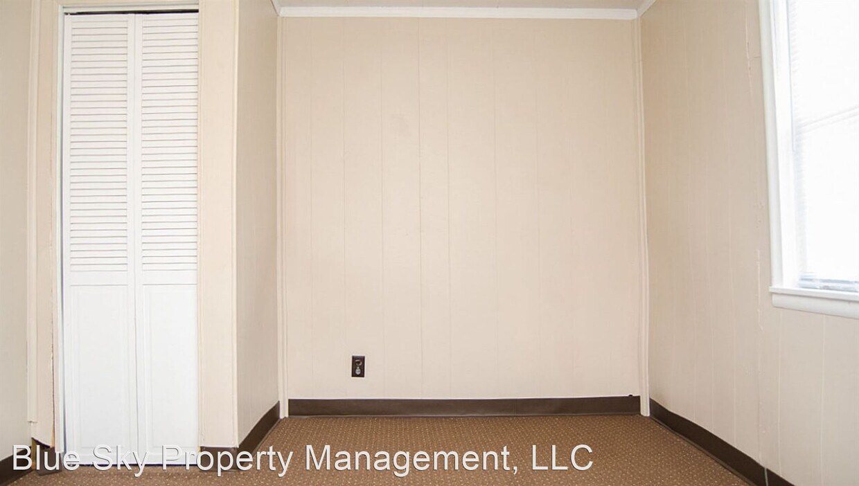 Building Photo - 3 br, 1 bath House - 2100 N Hollywood Ave