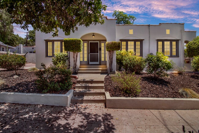 Building Photo - 1084 Sinaloa Ave