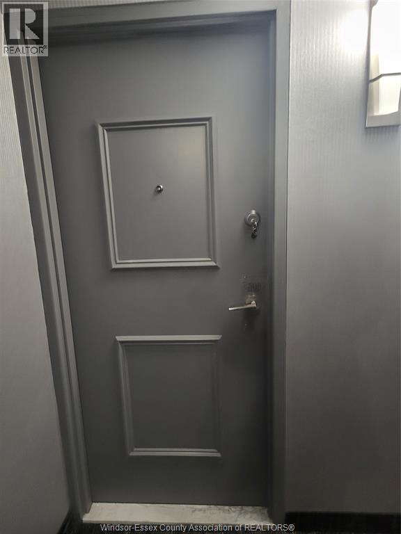 Building Photo - 380 Pelissier St