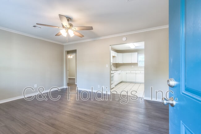 Building Photo - 6648 E Newton Pl