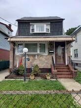 Building Photo - 109-18 208th St