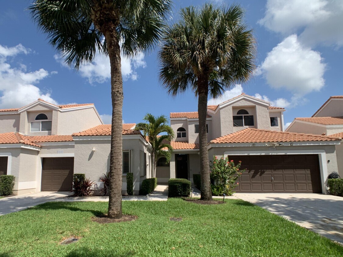 Primary Photo - 10459 Lake Vista Cir
