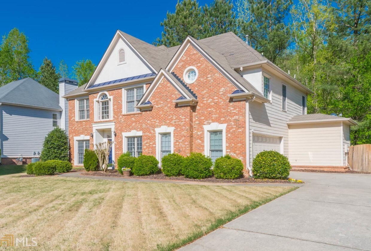 Primary Photo - 3635 Rolling Creek Dr NE