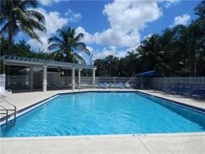 Building Photo - 2 br, 2 bath Townhome - Coral Reef Club