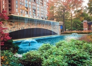 Cascada - 77 Pond Ave