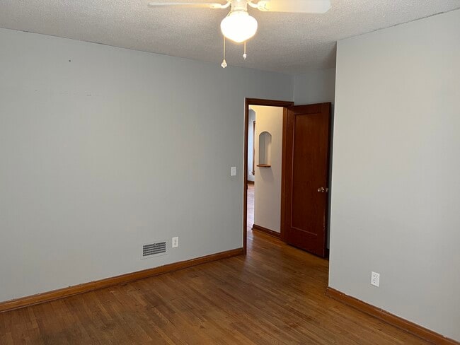 Foto del edificio - 425 N Meridian Ave