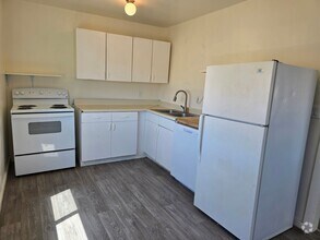 Building Photo - 3275-3295 Clear Acre Ln